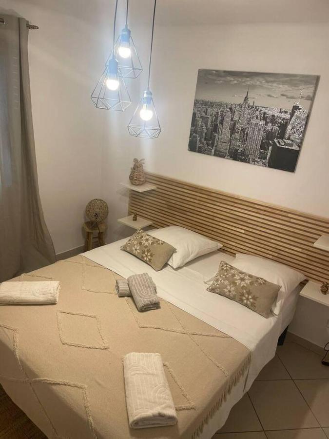 Appartement Proche Gare Tgv Ним Экстерьер фото
